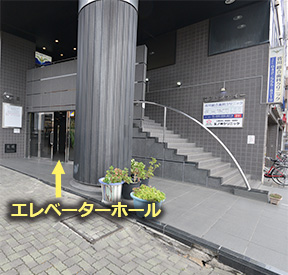 エレベーター写真